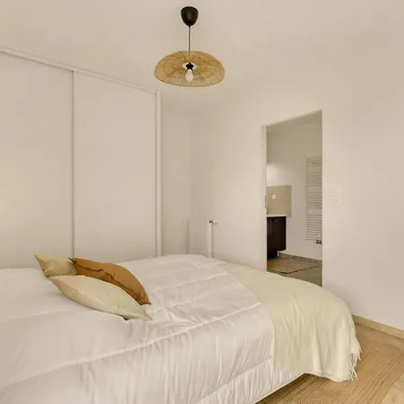 T2 Lumineux Avec Terrasse & Parking Souterrain *