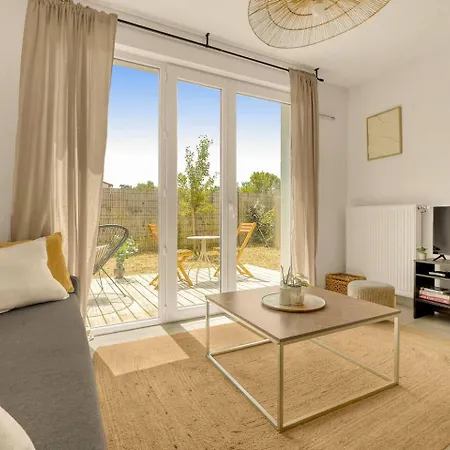 Apartment T2 Lumineux Avec Terrasse & Parking Souterrain